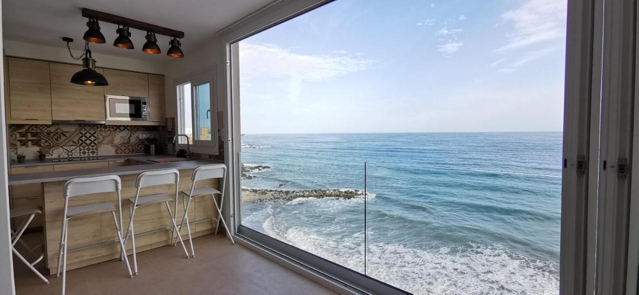La Perla Cruise Apartment On Private Beach, Modern With Aircon & Wifi Benalmadena Luaran gambar